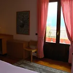 Sonenga 3*