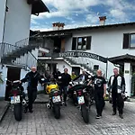 Sonenga Hotel