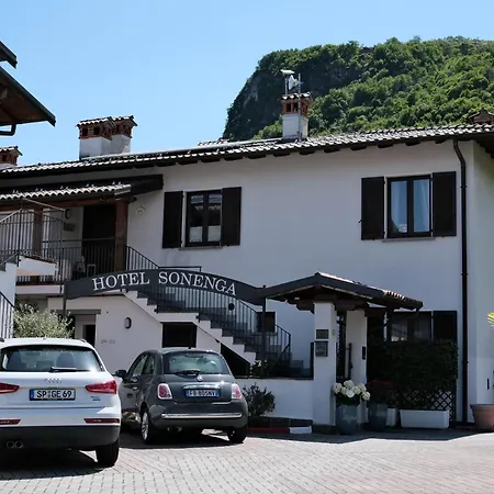 Hotel Sonenga 3*