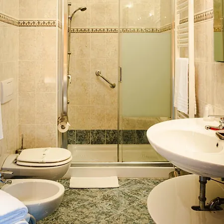 苏恩纳加酒店 酒店