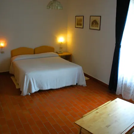 酒店 苏恩纳加酒店 梅纳焦