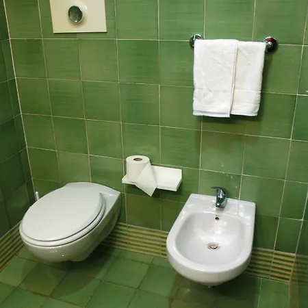 苏恩纳加酒店 3*