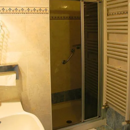 Sonenga Otel Menaggio